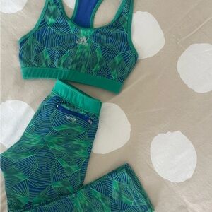 Adidas Green Patterned Sports Bra and Leggings Set